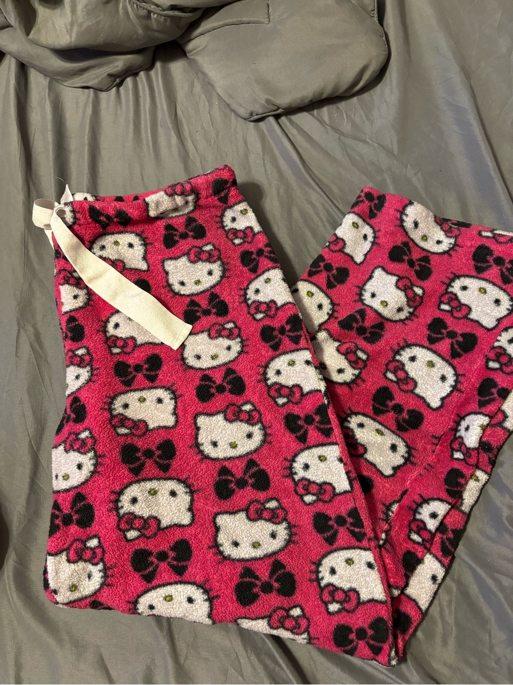Hello Kitty Sanrio Pajama Pants Pink Fleece Bow Print Medium 8/10